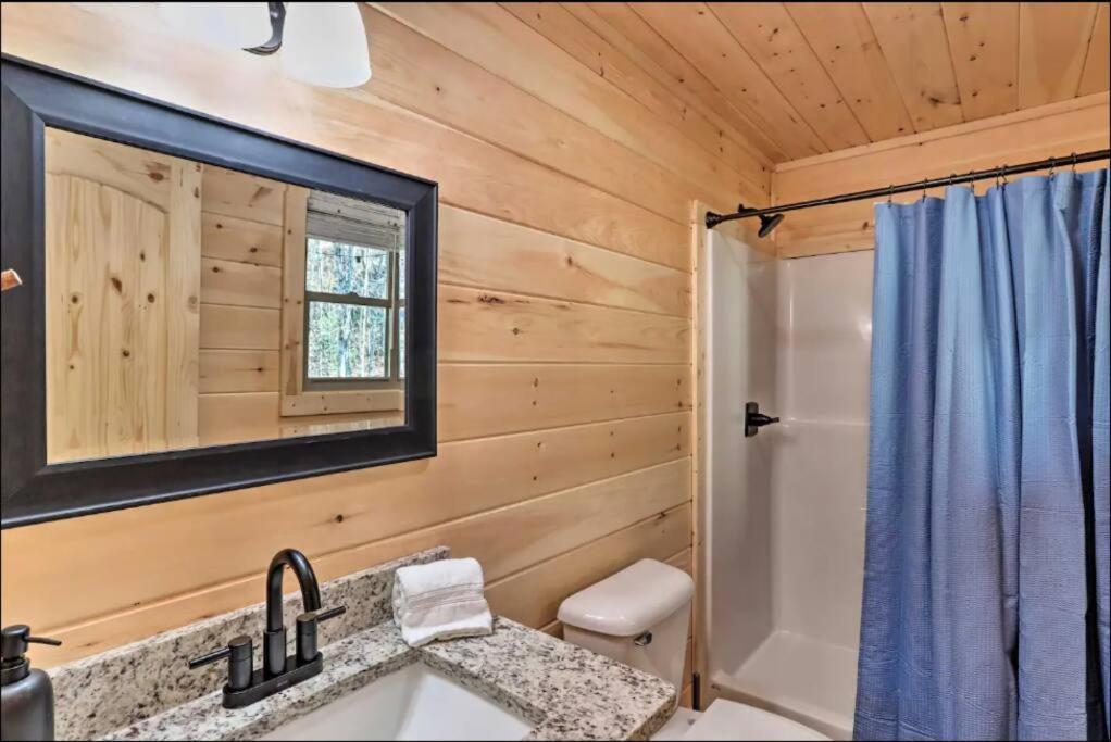 New Serene, Fun & Comfy Cabin- Covered Deck, Grill, Arcade Murphy Buitenkant foto